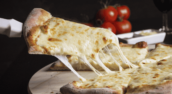 Pizza de Frigideira Fica Uma Delicia Você Tem Que Fazer